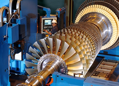 Siemens SGT6-5000F rotor being manufactured in Charlotte, NC