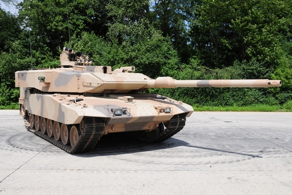 and Krauss-Maffei Wegmann Leopard 2A7