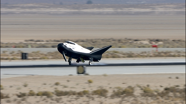 SNC's Dream Chaser landing on a runway