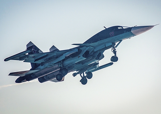 Su-34 with Khibiny ECM modules on the wing tips