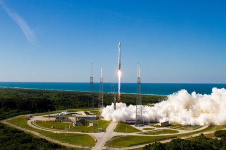 Atlas V with Fourth GPS IIF Aboard