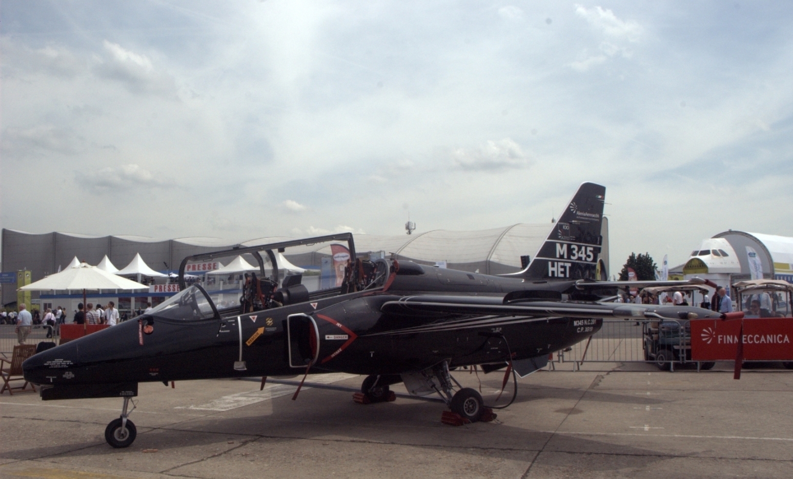 Alenia Aermacchi and the Italian Government to Jointly Develop New Jet Trainer