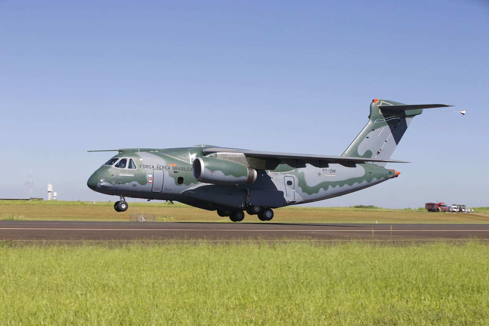 Colombia Orders Embraer KC-390 Millennium Transports