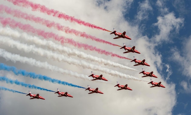 U.K. Kicks Off RAF Hawk Replacement Effort