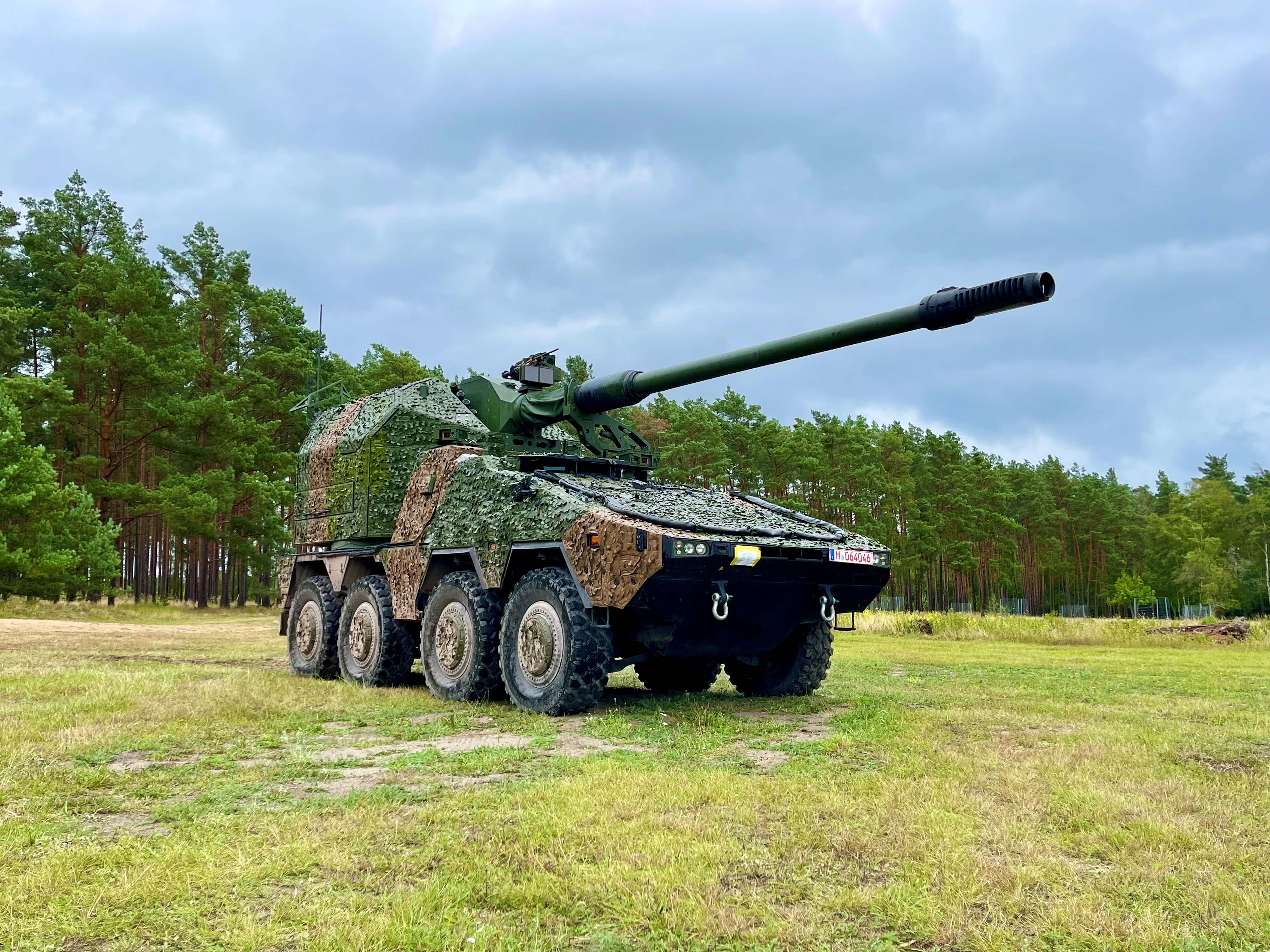 U.K. Orders RCH 155 Howitzers