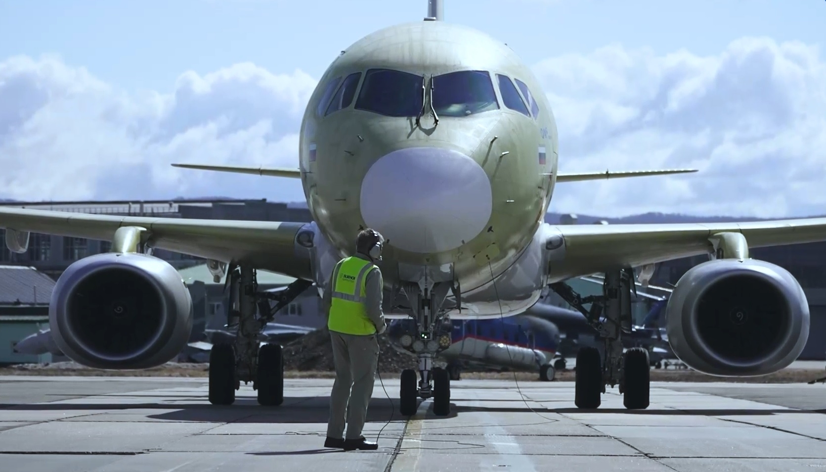 Russia's UEC Begins Delivering PD-8 Engines for Yakovlev SJ-100 Regional Jet